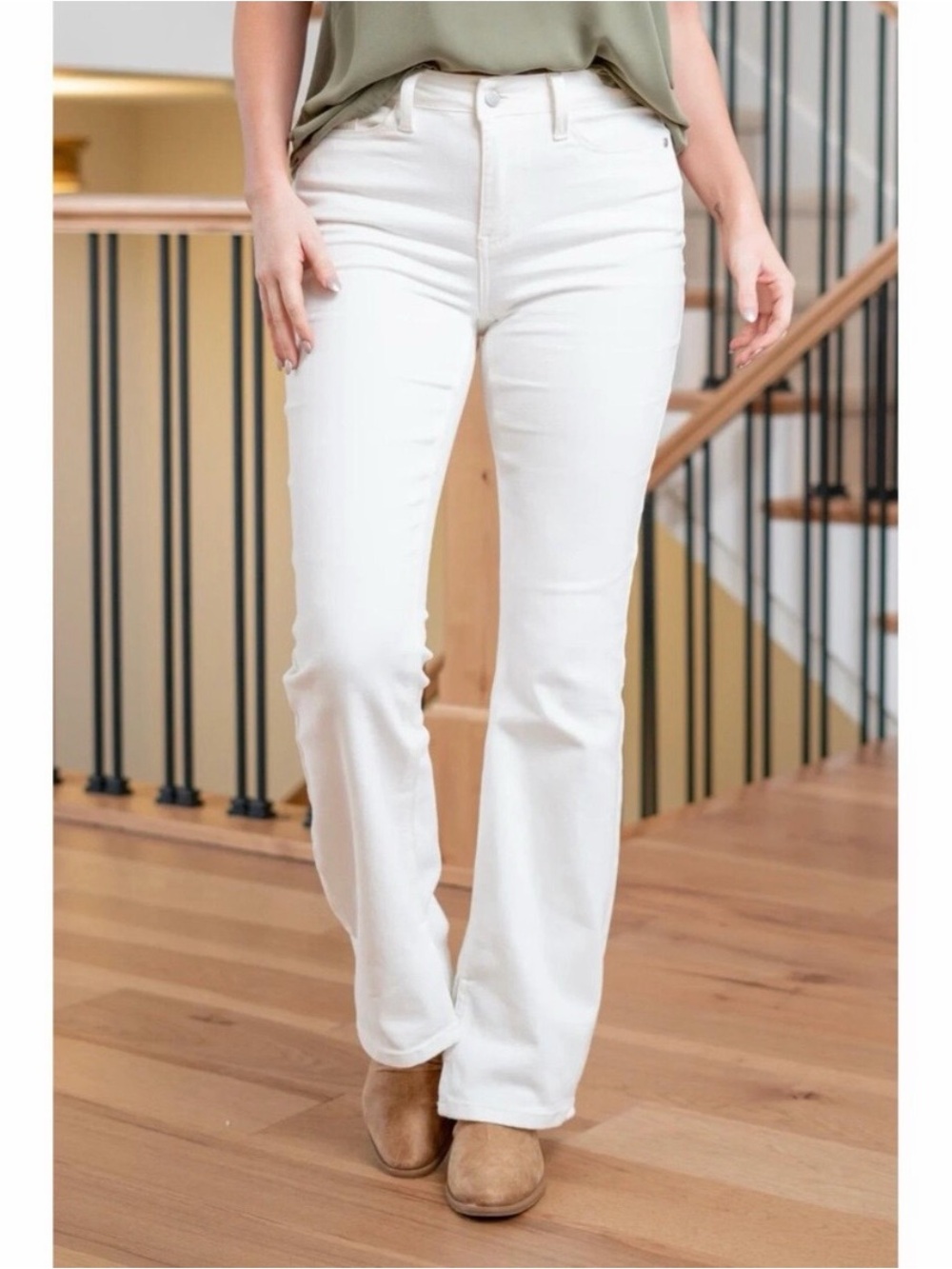 Judy Blue 13/31 White Lila Mid Rise Split Hem Bootcut Jeans NEW - Picture 4 of 12